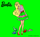 Dibujo Barbie y su colección de zapatos pintado por jara