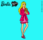 Dibujo Barbie con un gatito pintado por guapetona