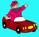Dibujo Muñeca en coche descapotable pintado por alejandra