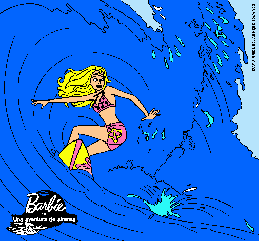 Barbie practicando surf