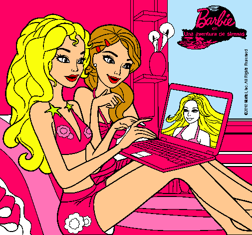 Barbie chateando