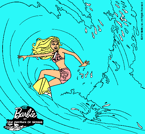 Barbie practicando surf