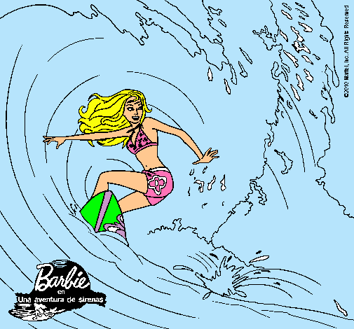 Barbie practicando surf