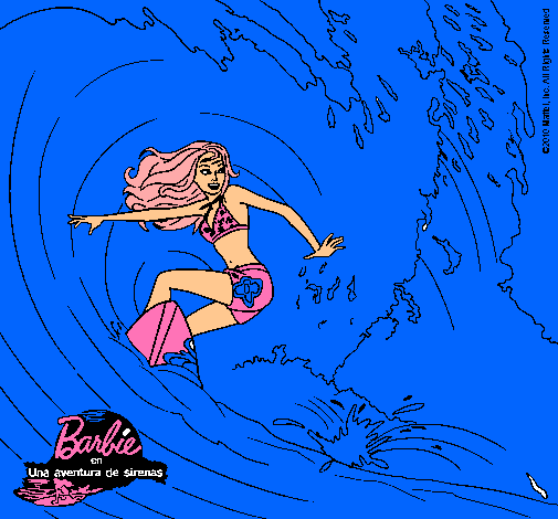 Barbie practicando surf