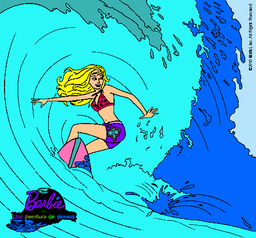 Barbie practicando surf