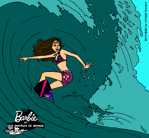 Barbie practicando surf