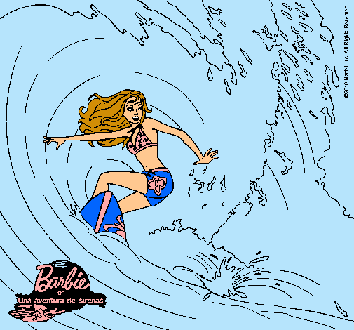 Barbie practicando surf