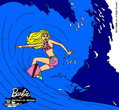 Barbie practicando surf