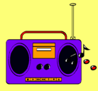 Dibujo Radio cassette 2 pintado por juliamartirumeu