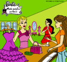 Dibujo Barbie en una tienda de ropa pintado por andrea99
