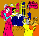 Dibujo Barbie y su amiga mirando ropa pintado por PALETA