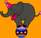 Dibujo Elefante encima de una pelota pintado por amalia