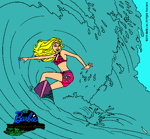 Barbie practicando surf