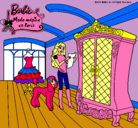 Dibujo Barbie delante del armario pintado por estefy