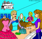 Dibujo Barbie en una tienda de ropa pintado por silvia-moragues