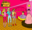 Dibujo Barbie mirando vestidos pintado por mariangela