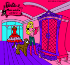 Dibujo Barbie delante del armario pintado por carli1213