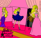 Dibujo Barbie, desfilando por la pasarela pintado por albviolet