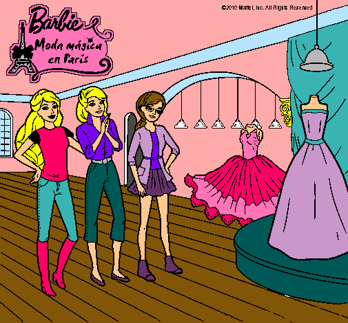 Barbie mirando vestidos