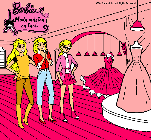 Barbie mirando vestidos