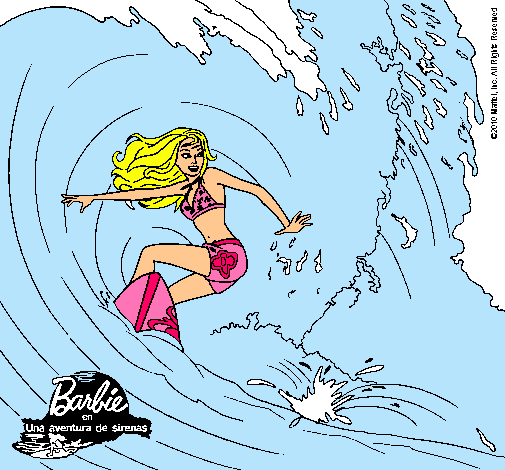 Barbie practicando surf