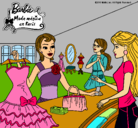 Dibujo Barbie en una tienda de ropa pintado por estela_12