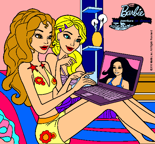 Barbie chateando