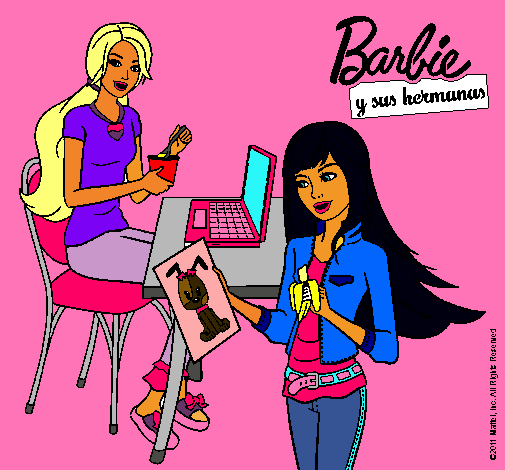 Barbie y su hermana merendando