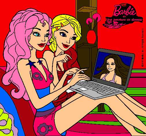 Barbie chateando