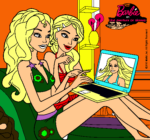 Barbie chateando