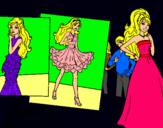 Dibujo Barbie, desfilando por la pasarela pintado por Amyluz