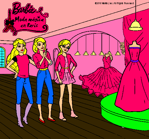 Barbie mirando vestidos