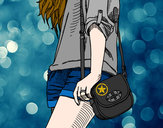 Dibujo Chica con bolso pintado por LuUci