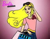 Dibujo Barbie con bolsas pintado por maravilla
