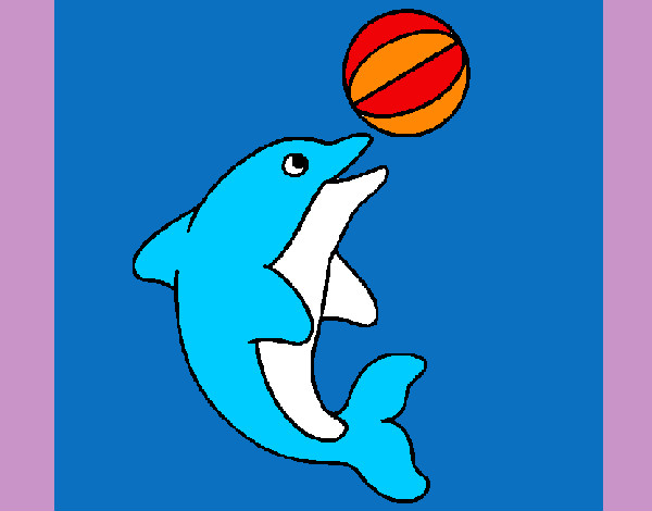 Delfín jugando a la pelota