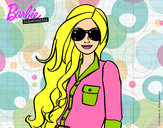 Dibujo Barbie con gafas de sol pintado por deneiree