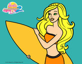 Dibujo Barbie va a surfear pintado por amalia