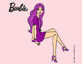 Dibujo Barbie sentada pintado por amalia