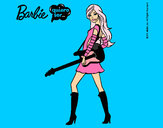 Dibujo Barbie la rockera pintado por amalia