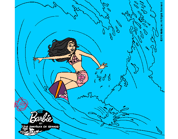 Barbie practicando surf