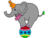 Dibujo Elefante encima de una pelota pintado por XeniaSL
