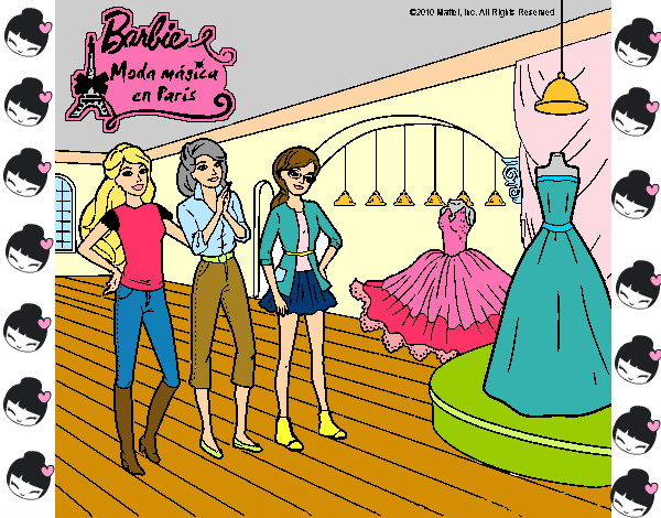 Barbie mirando vestidos