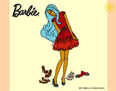 Dibujo Barbie y su colección de zapatos pintado por yireth