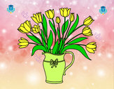 Dibujo Jarrón de tulipanes pintado por annaplmrg
