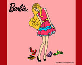 Dibujo Barbie y su colección de zapatos pintado por elisan