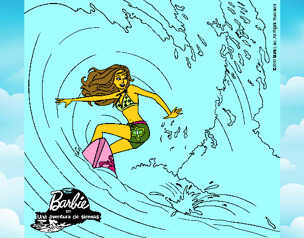 Barbie practicando surf