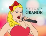 Dibujo Ariana Grande cantando pintado por queyla