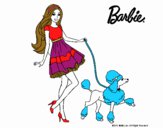 Barbie paseando a su mascota