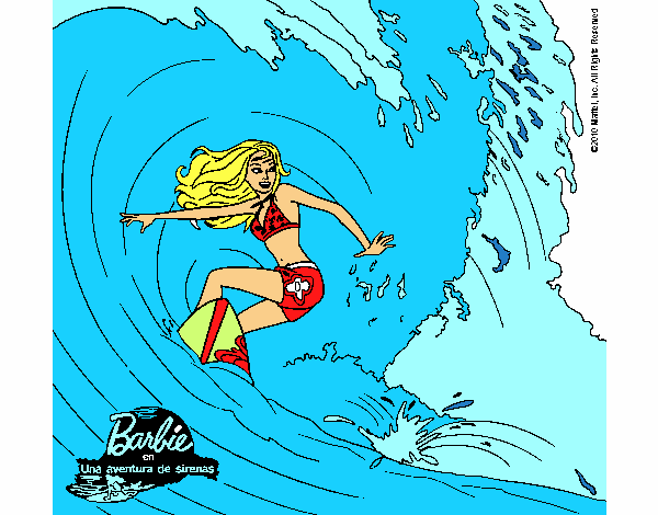 Barbie practicando surf