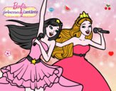 Barbie y la princesa cantando